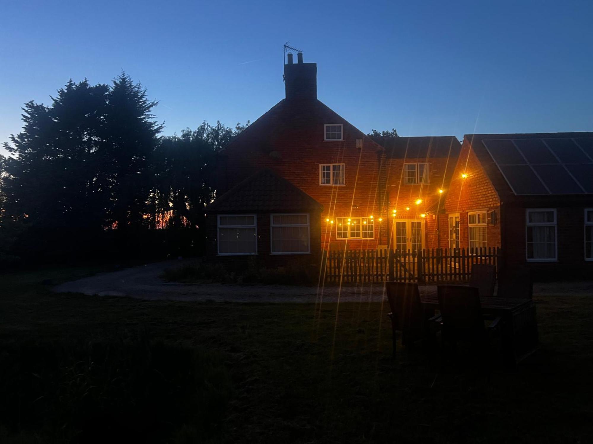 Отель Wellbet Farm Swinderby Экстерьер фото